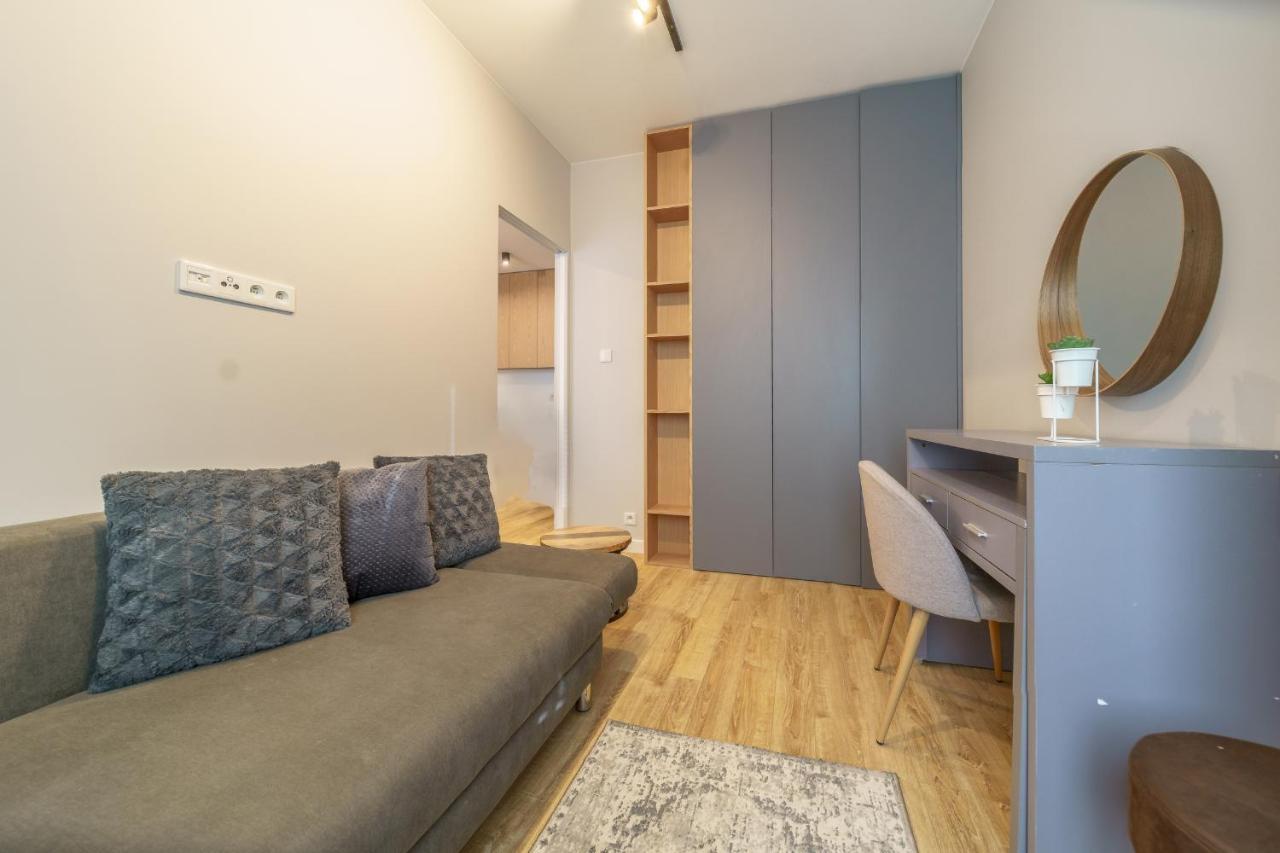 ורשה Bright And Charming- Golden Apartments- City Center&S18 מראה חיצוני תמונה