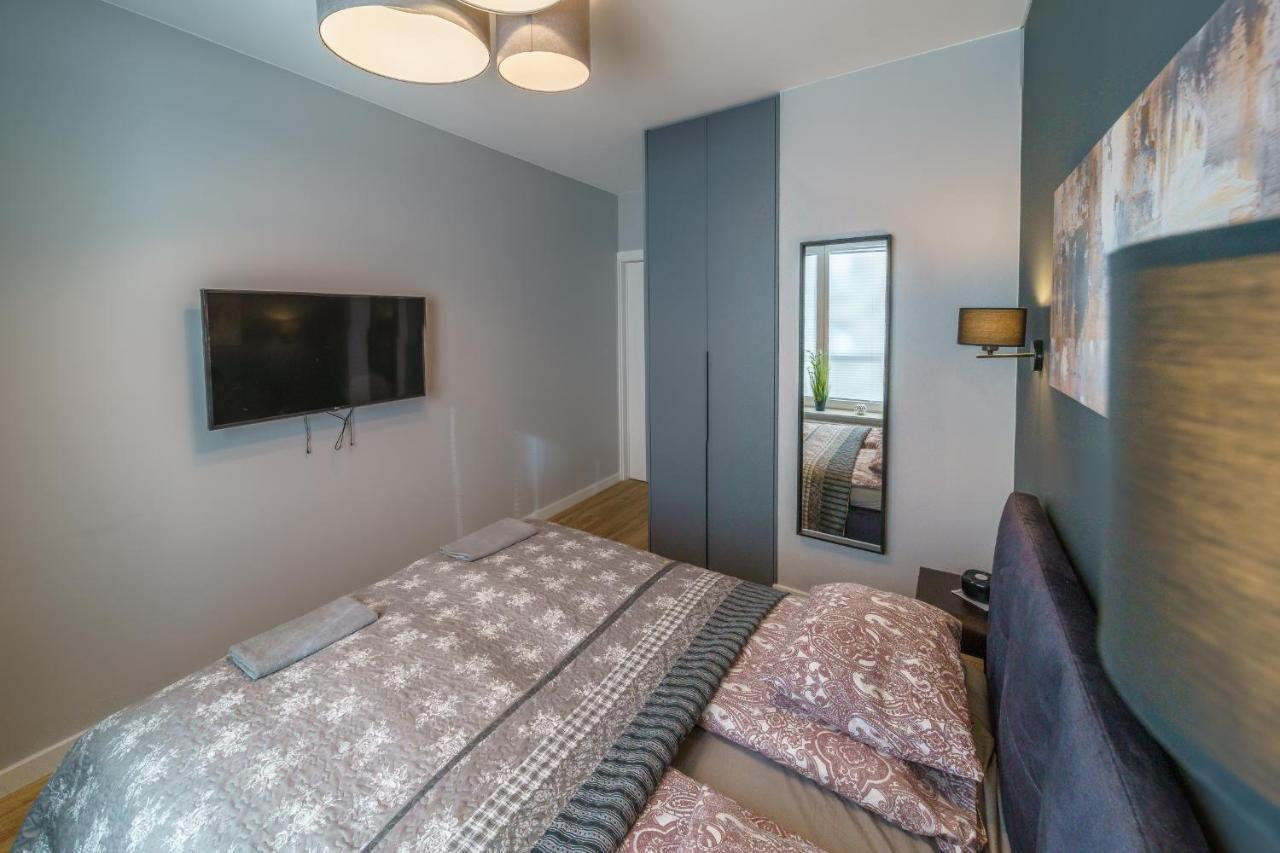 ורשה Bright And Charming- Golden Apartments- City Center&S18 מראה חיצוני תמונה