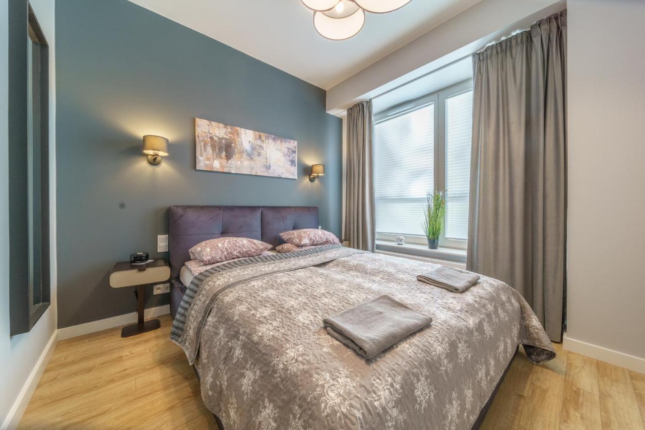 ורשה Bright And Charming- Golden Apartments- City Center&S18 מראה חיצוני תמונה