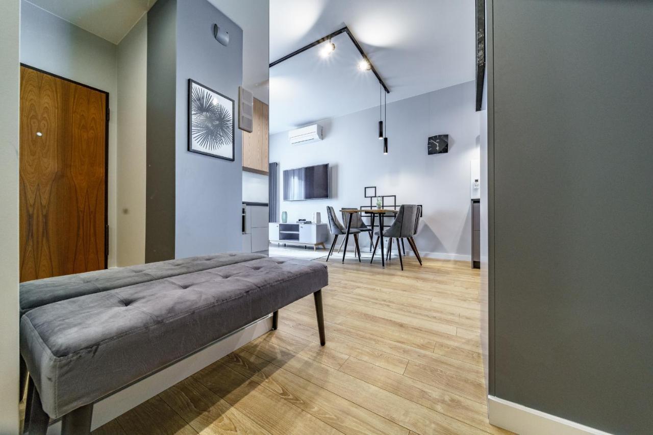 ורשה Bright And Charming- Golden Apartments- City Center&S18 מראה חיצוני תמונה